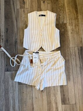 NWT Zara Cream Vest & Shorts Set with Pale Pink/Red Stripes, size M